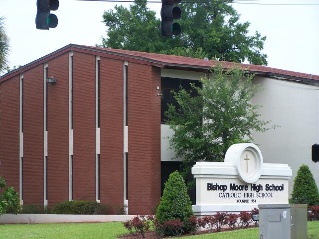 Bishop_Moore_006_%282%29.jpg
